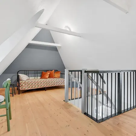 Stunning In With Kitchen 度假居 *